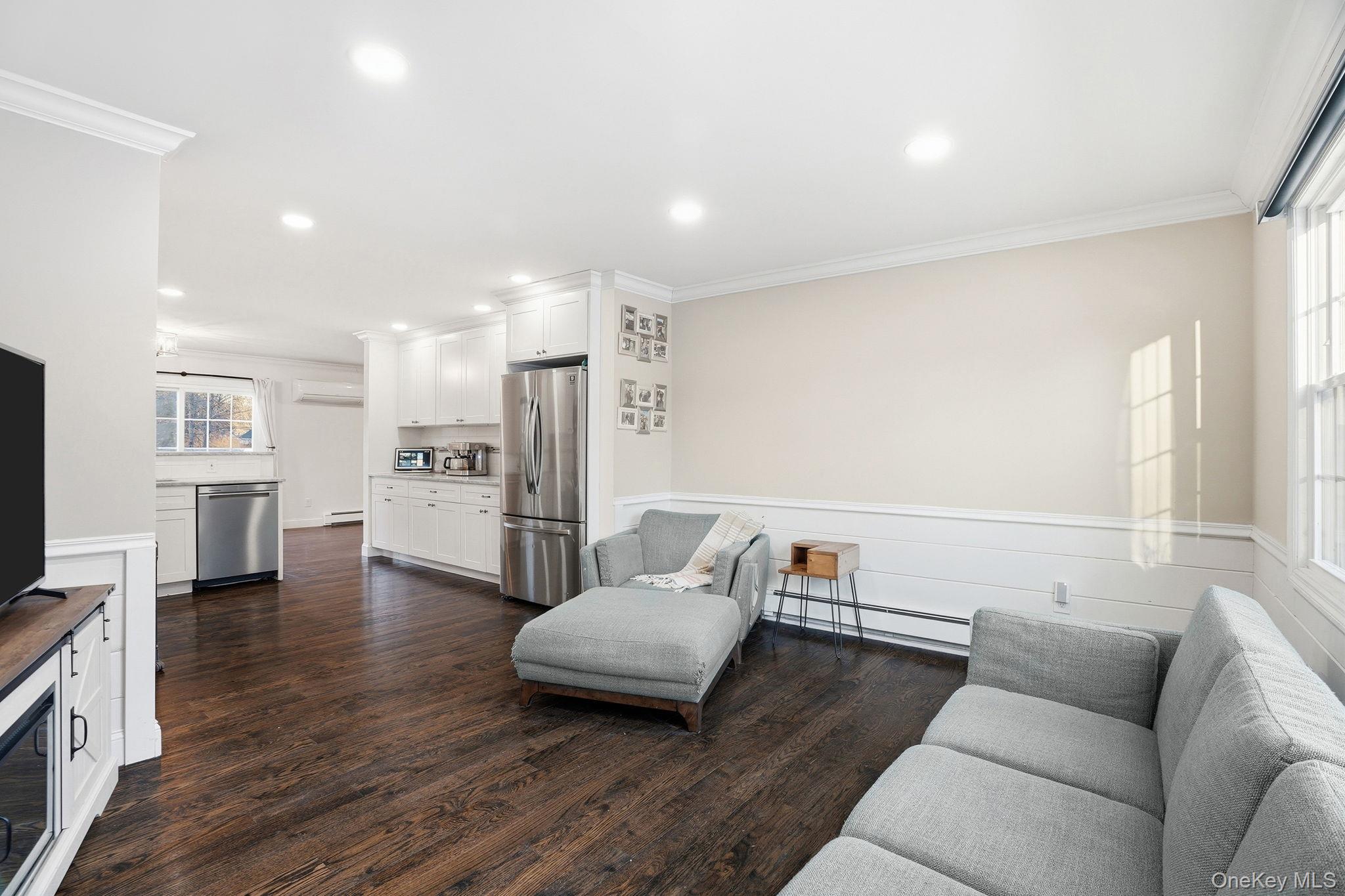 #5 photo, 13 Jane Street, Poughkeepsie , NY 12603