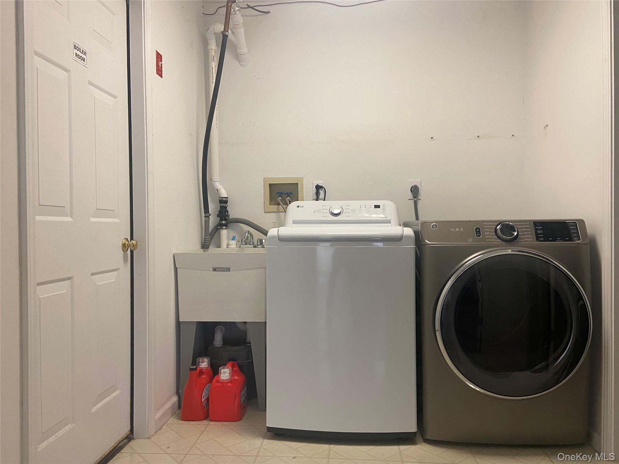 #16 photo, 83 Roundtop Road, 뉴욕주 Yonkers , NY 10710