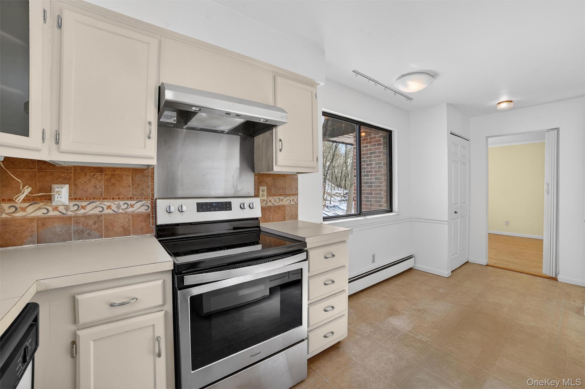 #8 photo, 6 Briarcliff Drive, Ossining , NY 10562