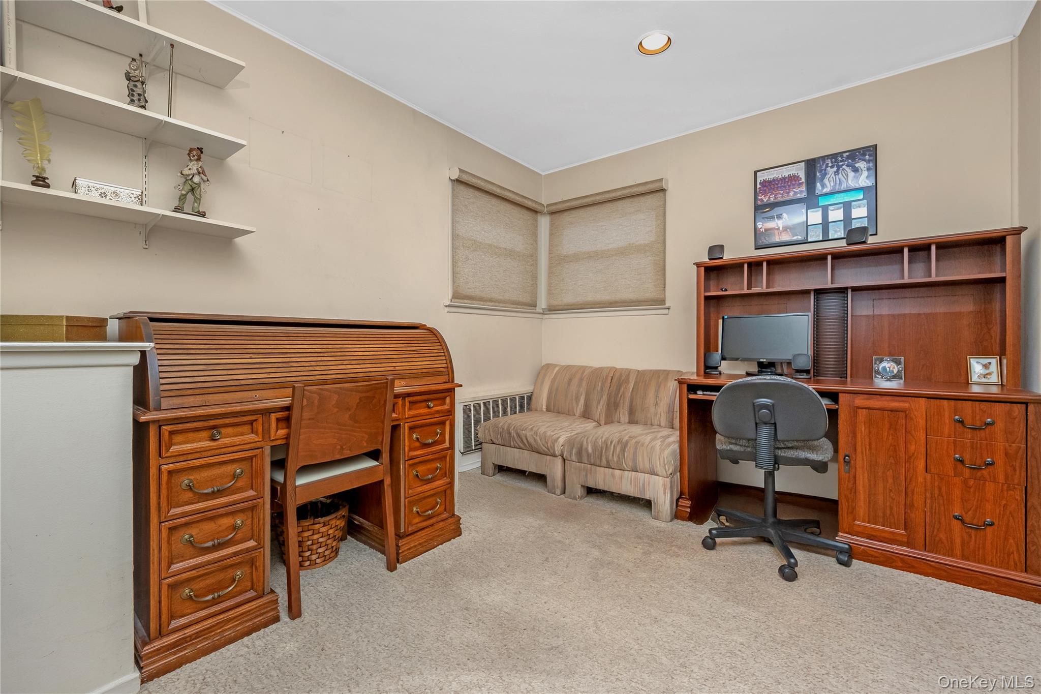 #15 photo, 43 Maplewood Drive, ناسو Plainview , NY 11803