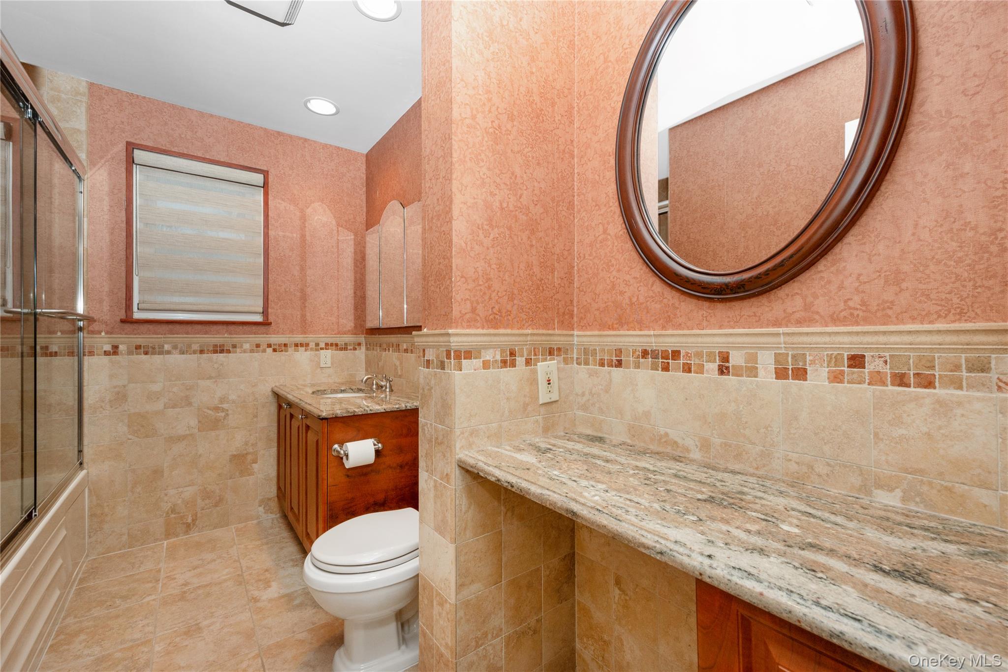 #16 photo, 43 Maplewood Drive, ناسو Plainview , NY 11803