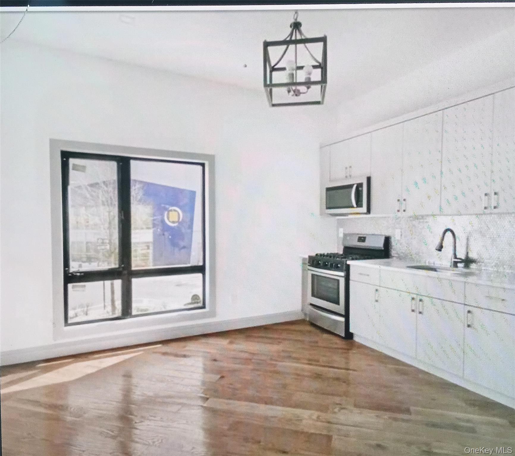 #2 photo, 2446 Dean Street, ブルックリン区 Brooklyn , NY 11233