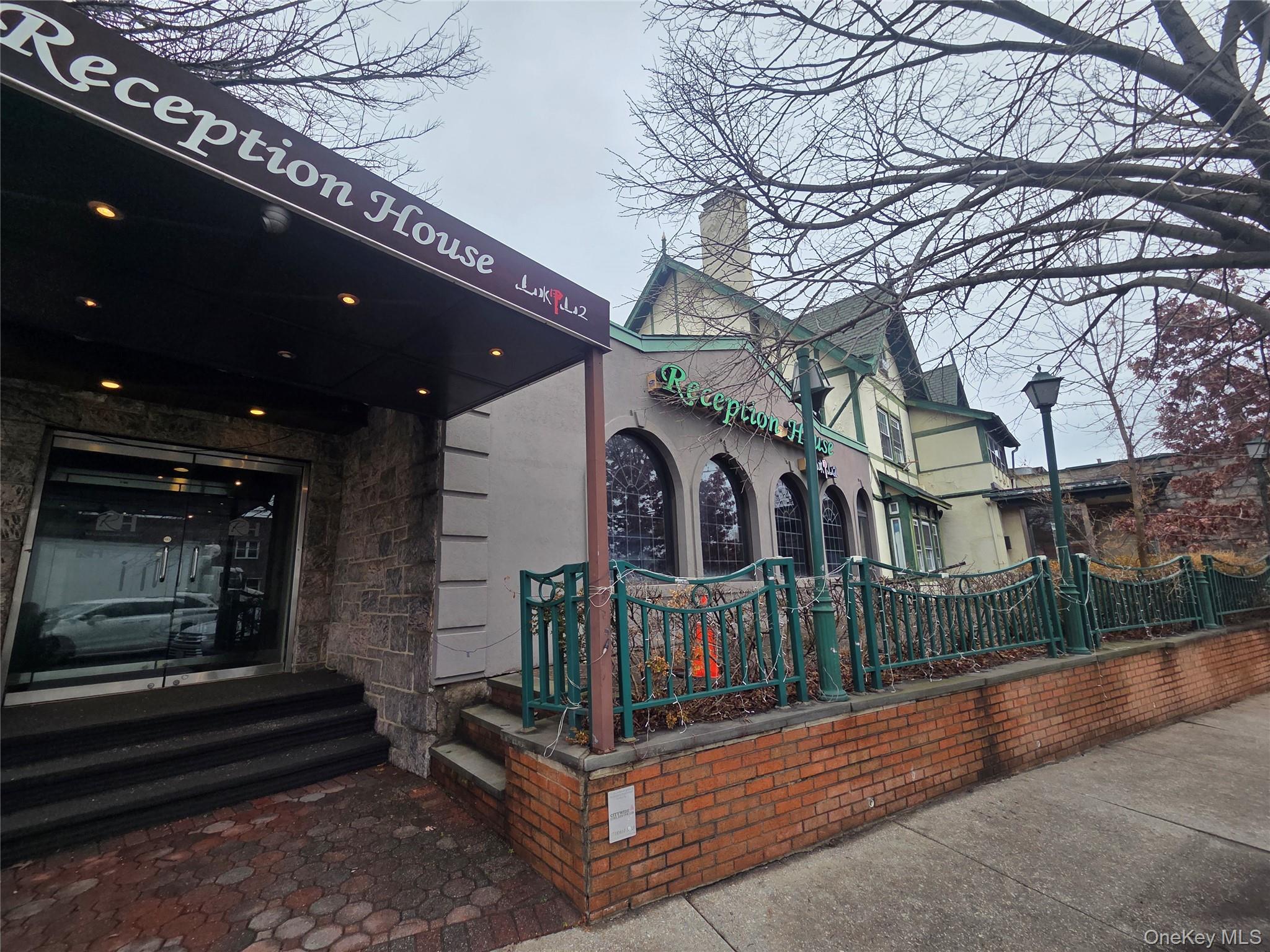 #1 photo, 167-17 Northern Boulevard, קווינס Flushing , NY 11358