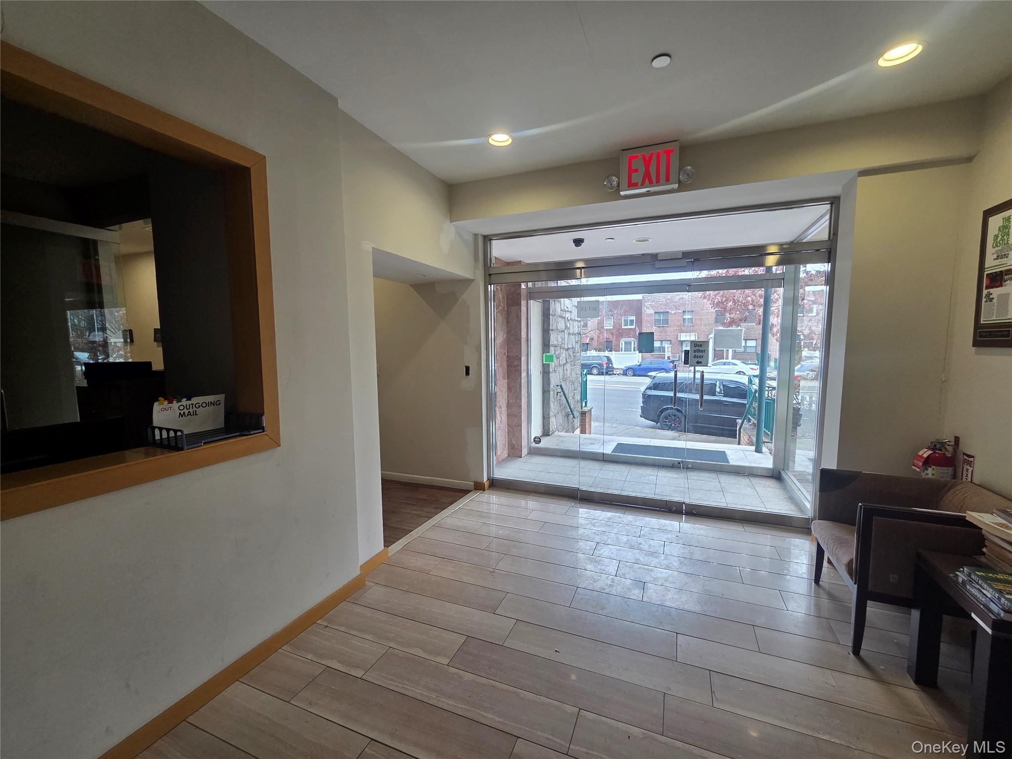 #7 photo, 167-17 Northern Boulevard, קווינס Flushing , NY 11358