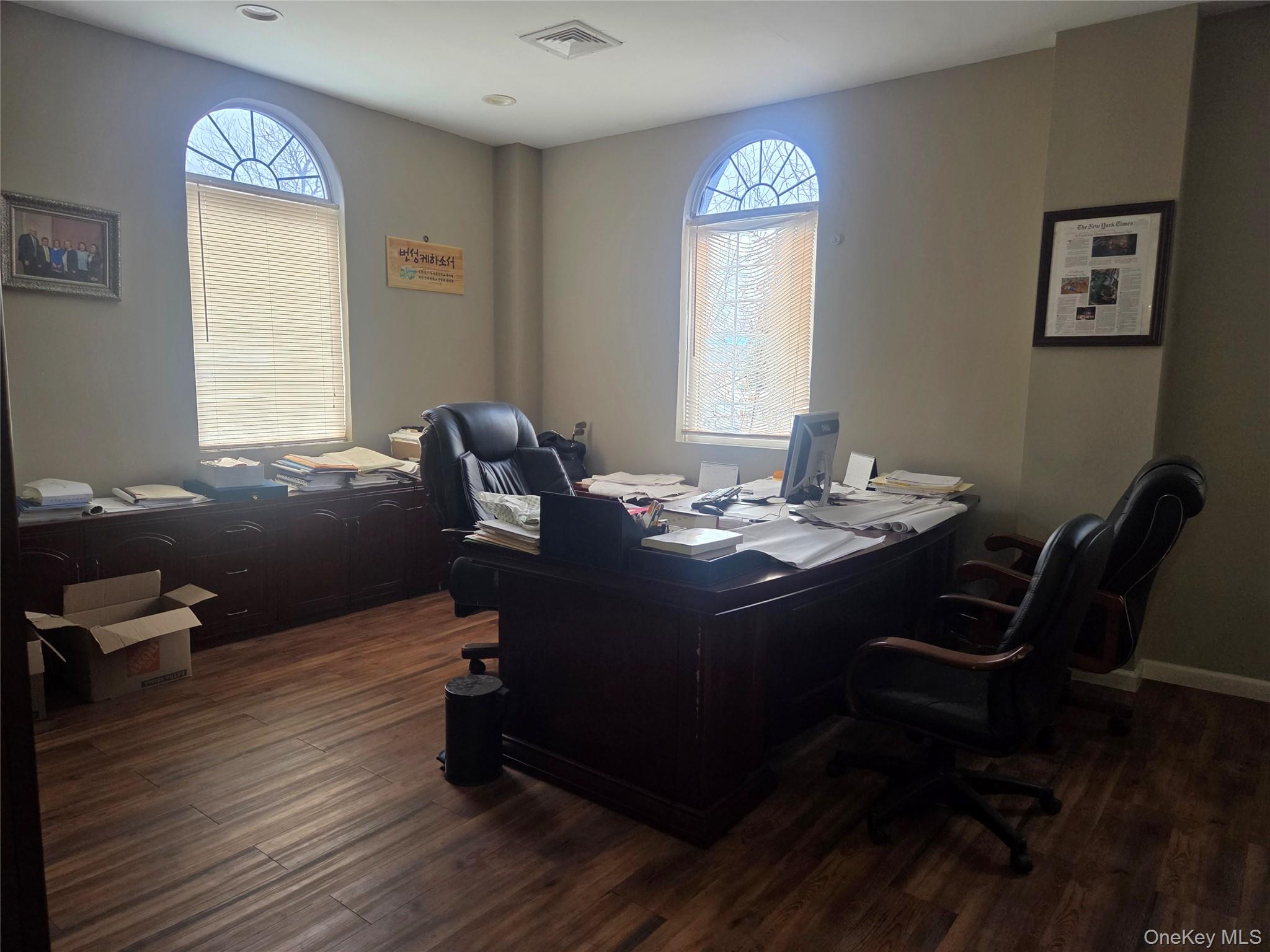 #9 photo, 167-17 Northern Boulevard, קווינס Flushing , NY 11358