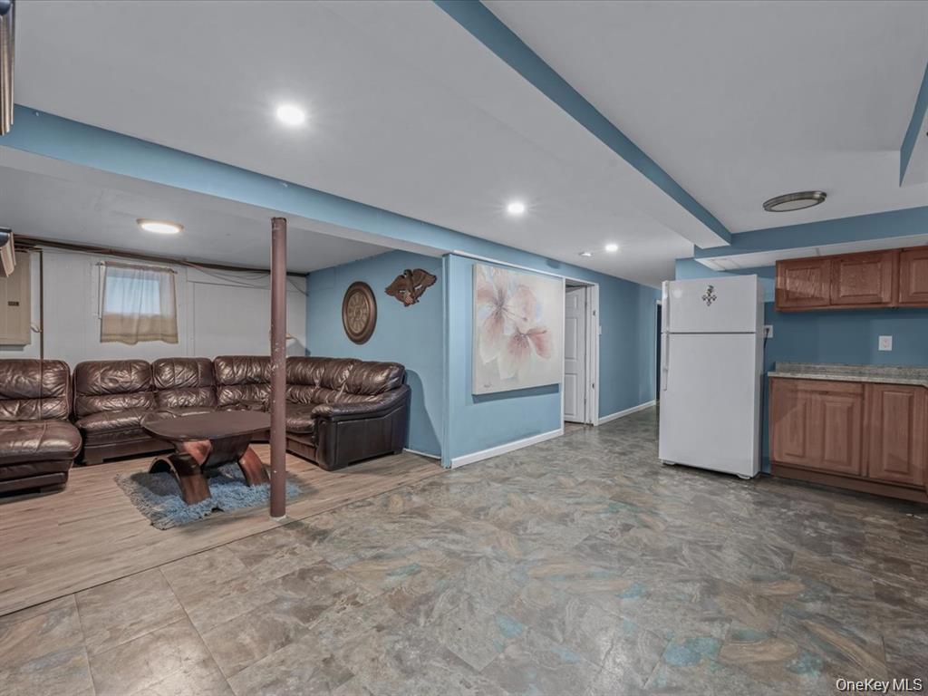 #14 photo, 206 Hunnewell Avenue, Нассау ‖ Elmont , NY 11003