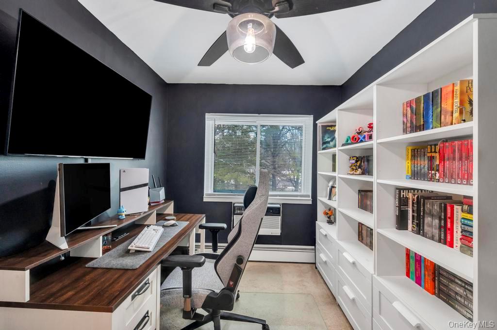 #27 photo, 73 Richmond Boulevard, #3B, Ronkonkoma , NY 11779