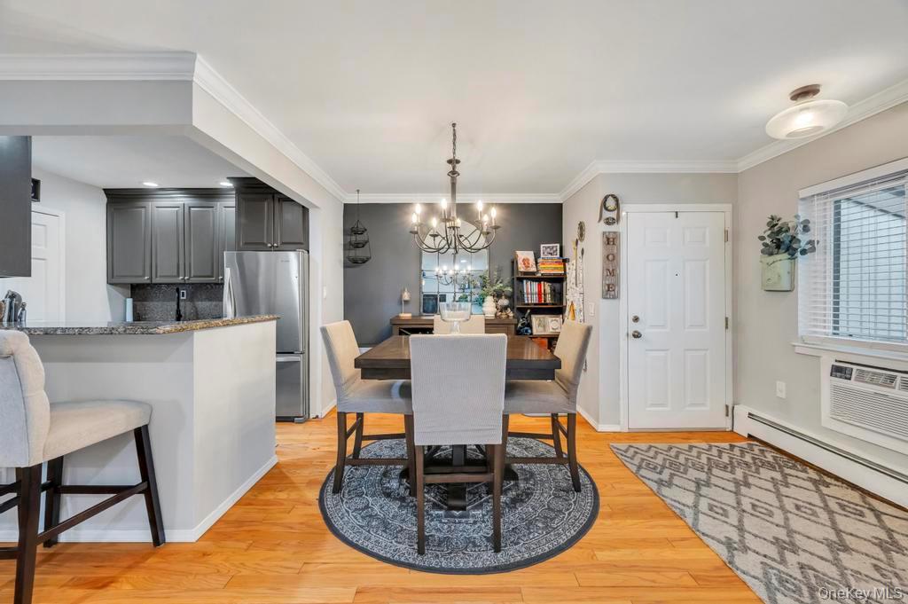 #5 photo, 73 Richmond Boulevard, #3B, Ronkonkoma , NY 11779