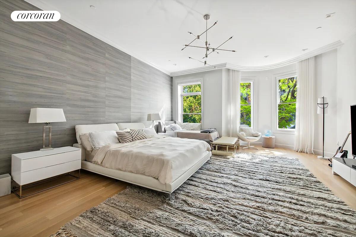 #5 photo, New York City, Upper West Side , NY 10024