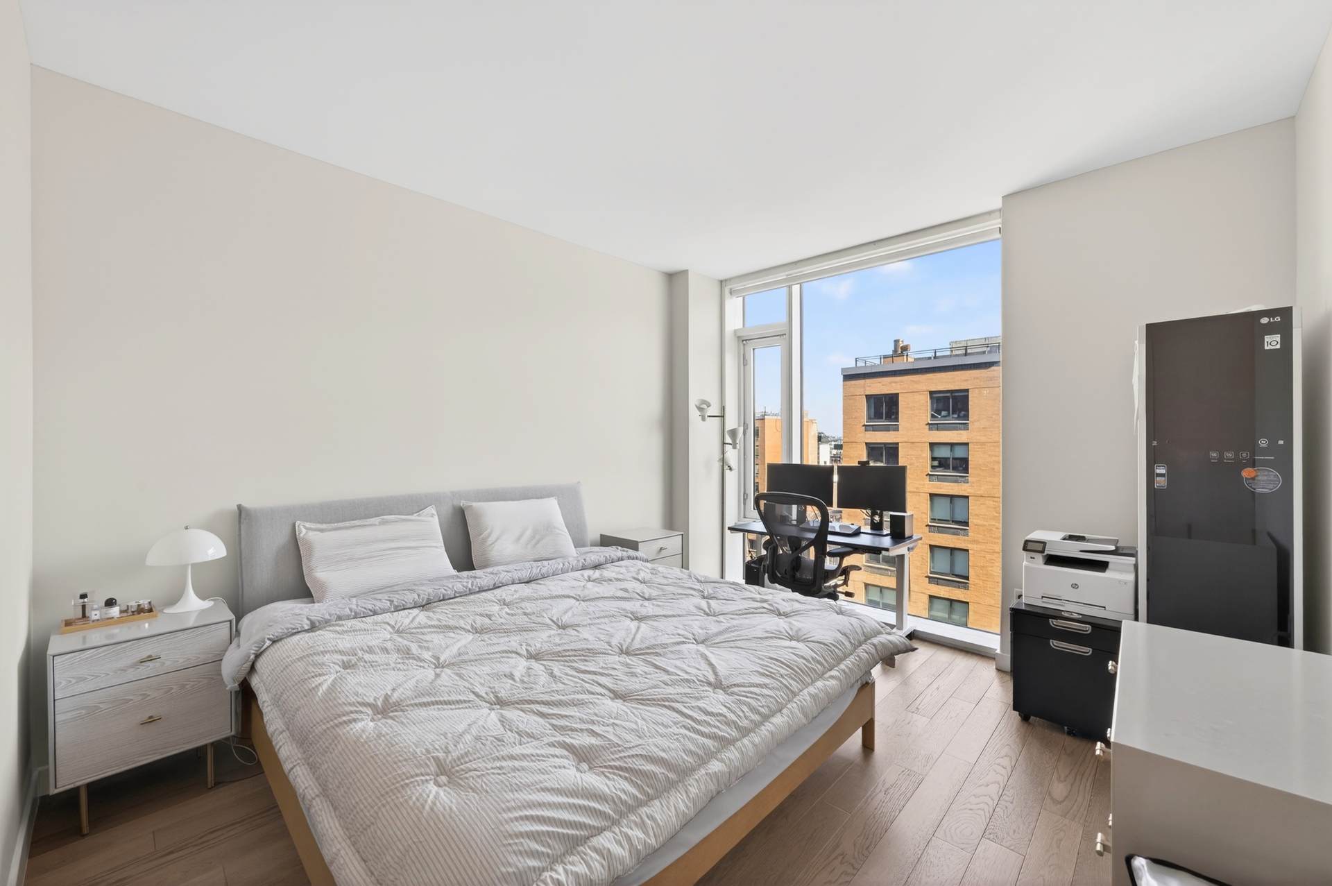 #10 photo, 505 W 43RD Street, Hell's Kitchen , NY 10036