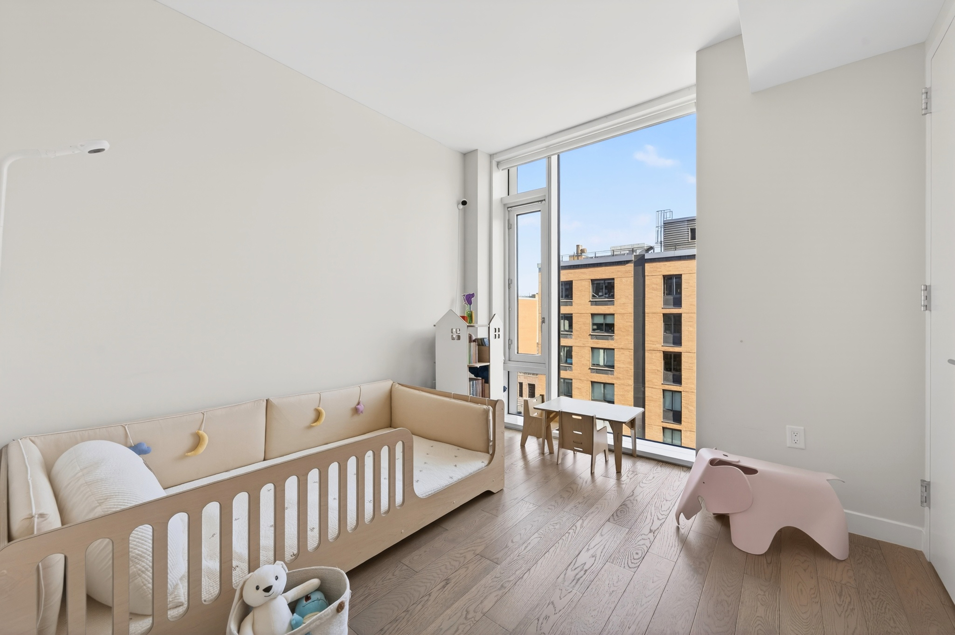 #12 photo, 505 W 43RD Street, Hell's Kitchen , NY 10036