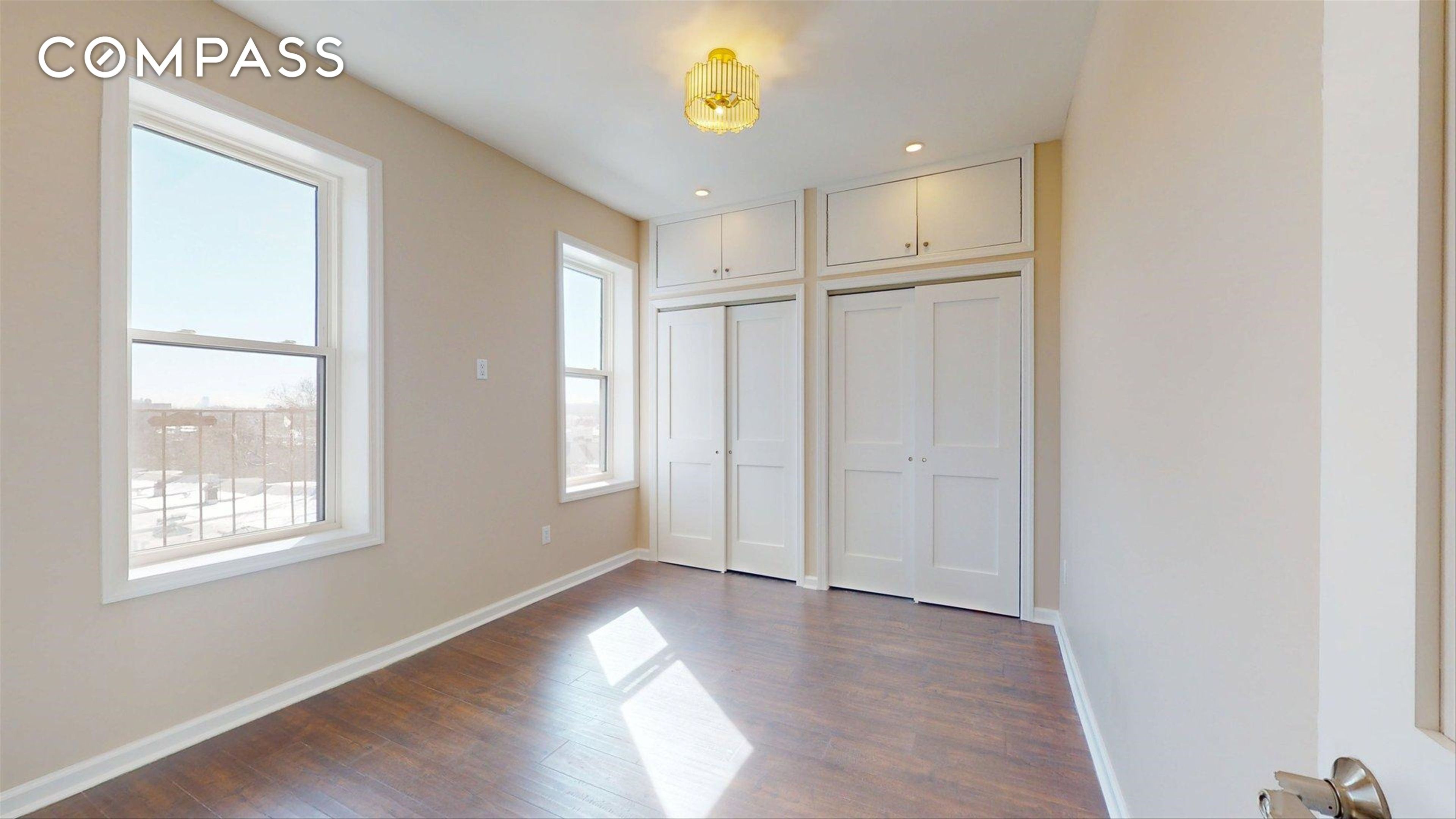 #11 photo, 7609 4th Avenue, ब्रुकलीन Bay Ridge , NY 11209