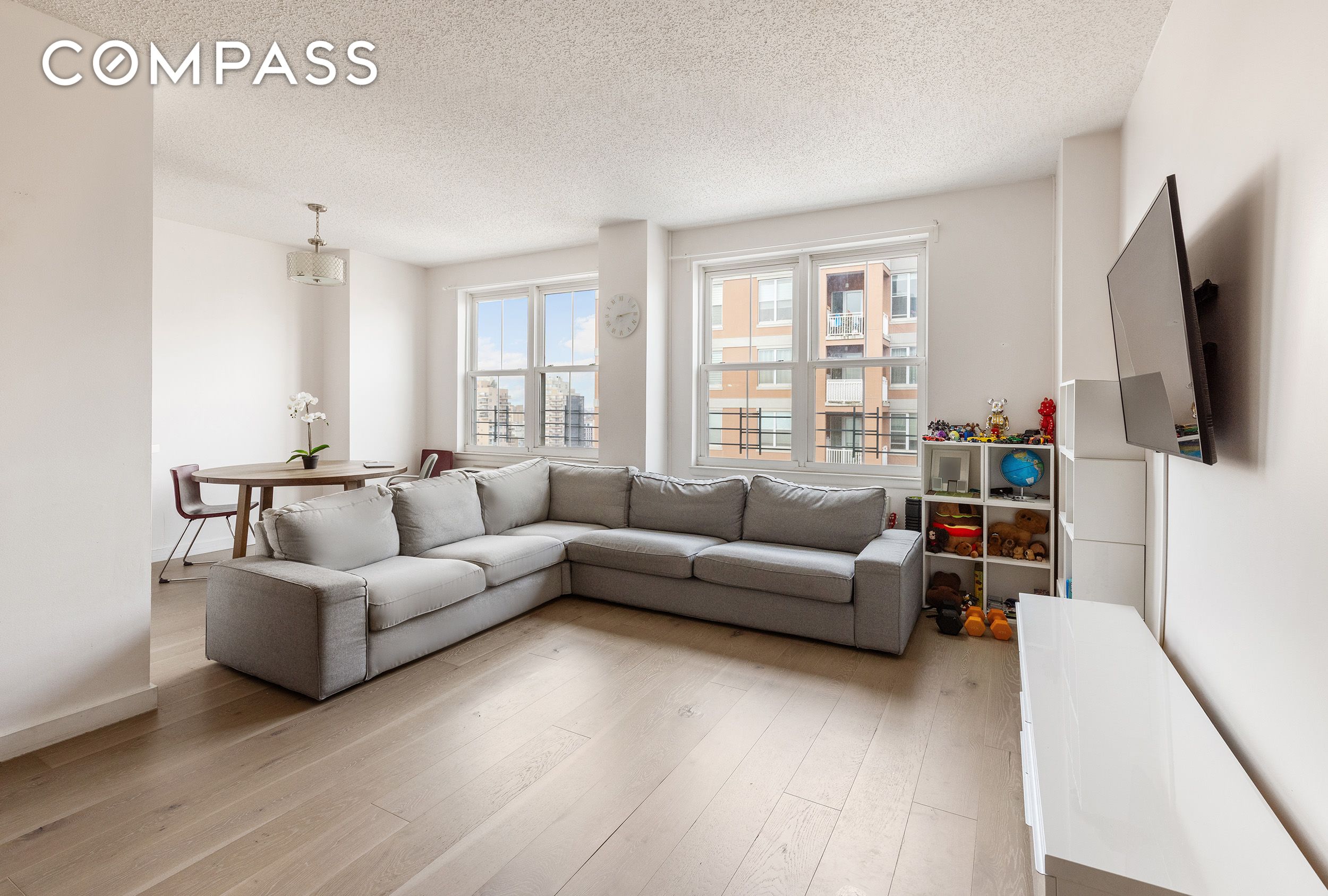 #1 photo, 60 Oceana Drive W, Brighton Beach , NY 11235