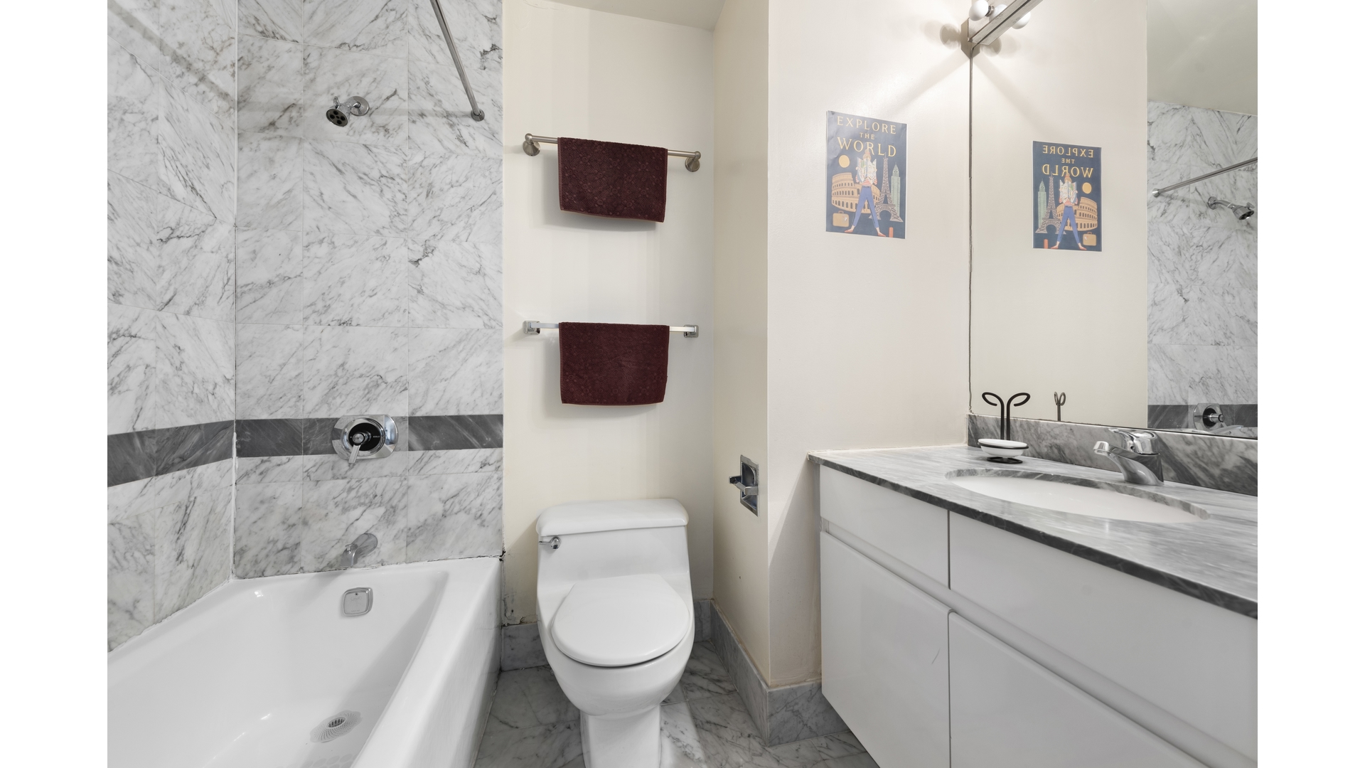 #9 photo, 236 E 47TH Street, مانهاتن Turtle Bay , NY 10017