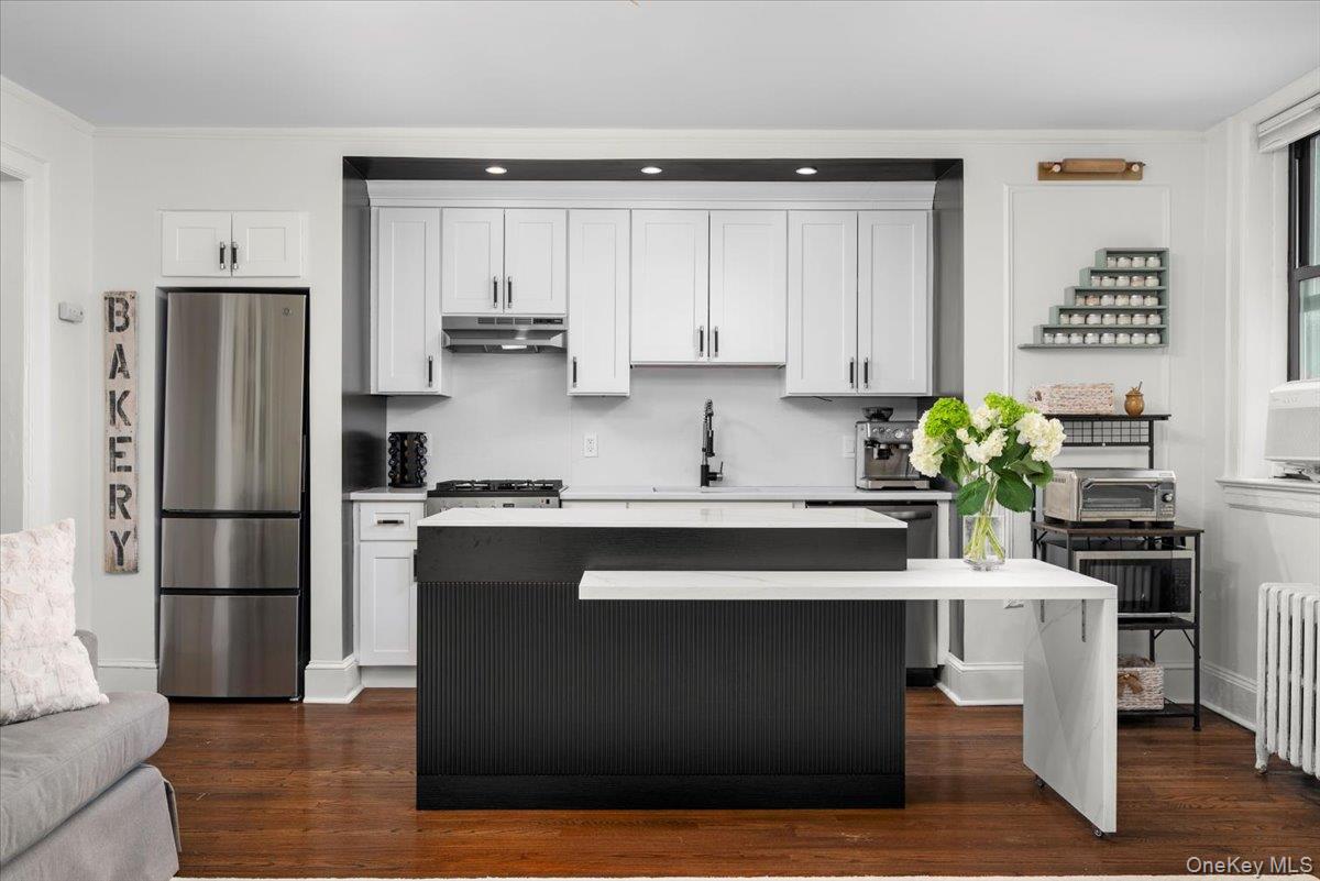 #10 photo, 412 Munro Avenue, Mamaroneck , NY 10543