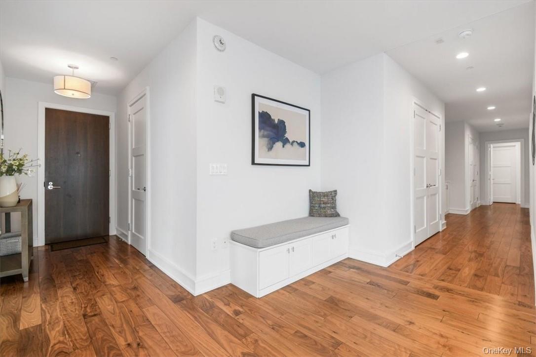 #5 photo, 5 Renaissance Square, White Plains , NY 10601