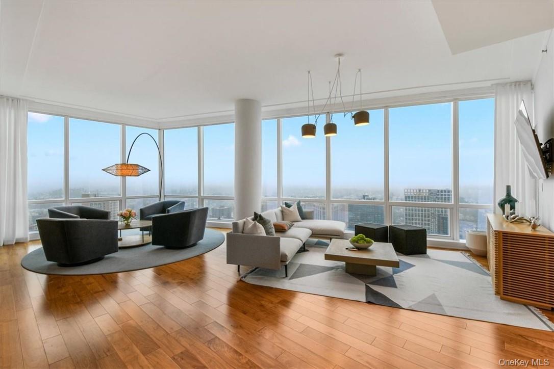 #6 photo, 5 Renaissance Square, White Plains , NY 10601