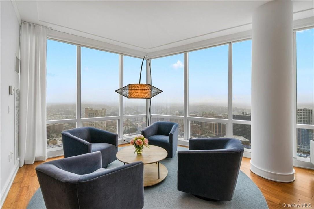 #8 photo, 5 Renaissance Square, White Plains , NY 10601