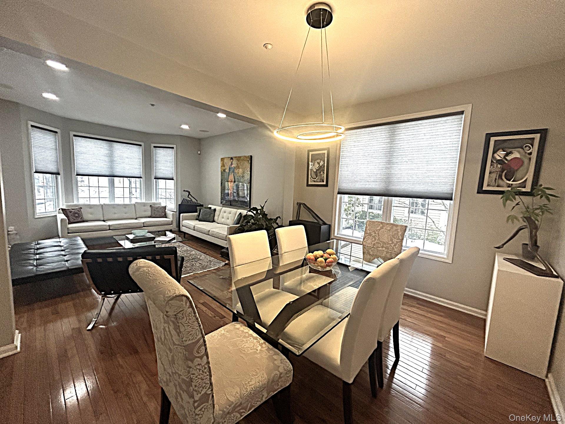 #10 photo, 7 Limerick Court, White Plains , NY 10603