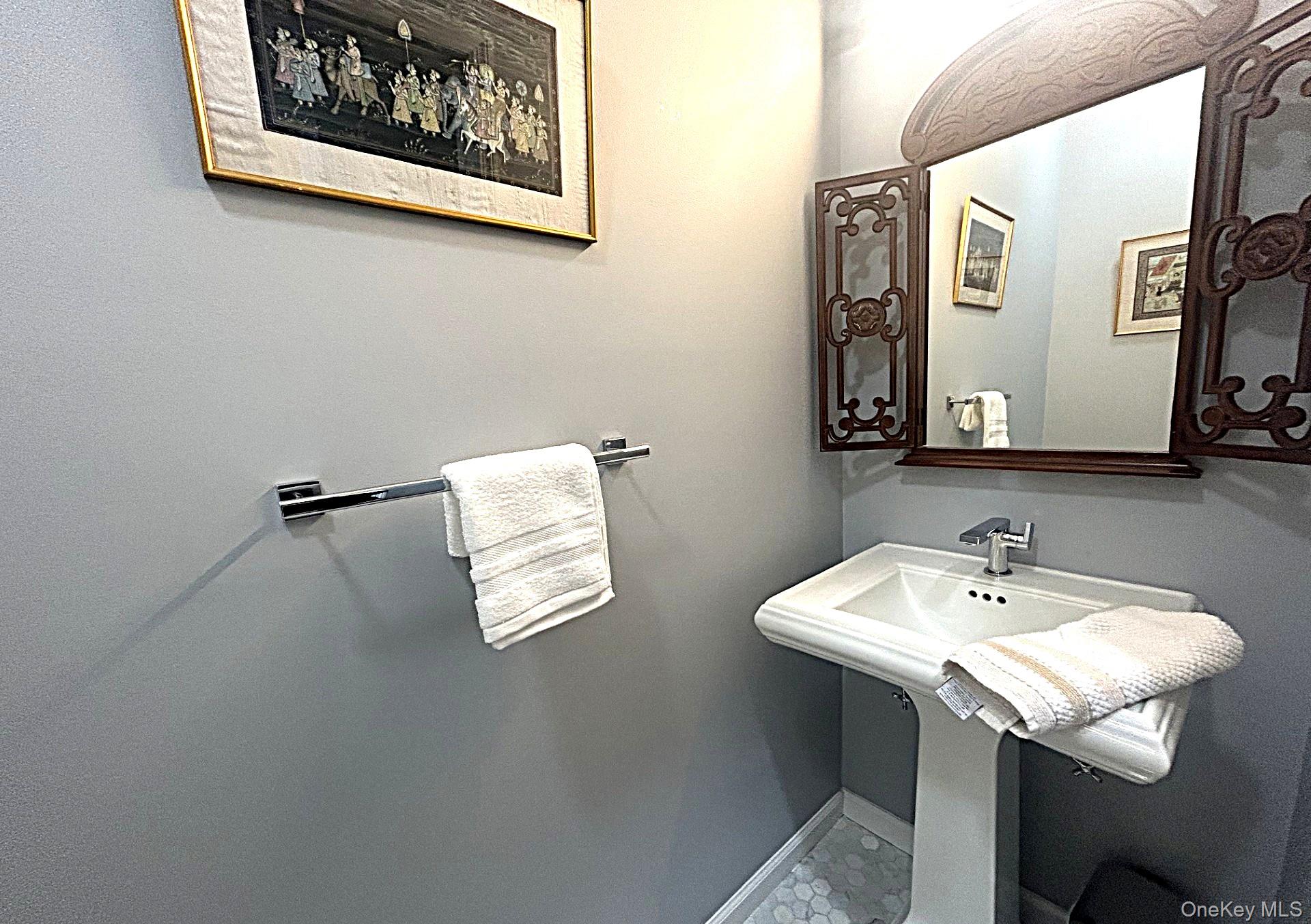 #20 photo, 7 Limerick Court, White Plains , NY 10603