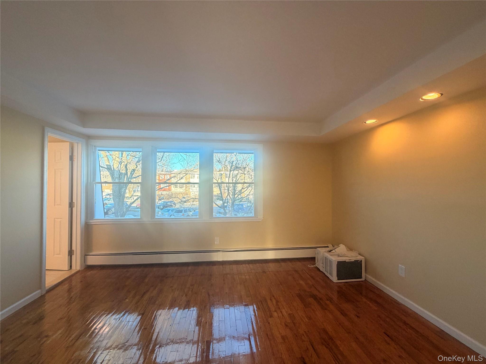 #10 photo, 72 Greenway Terrace, Middletown , NY 10941