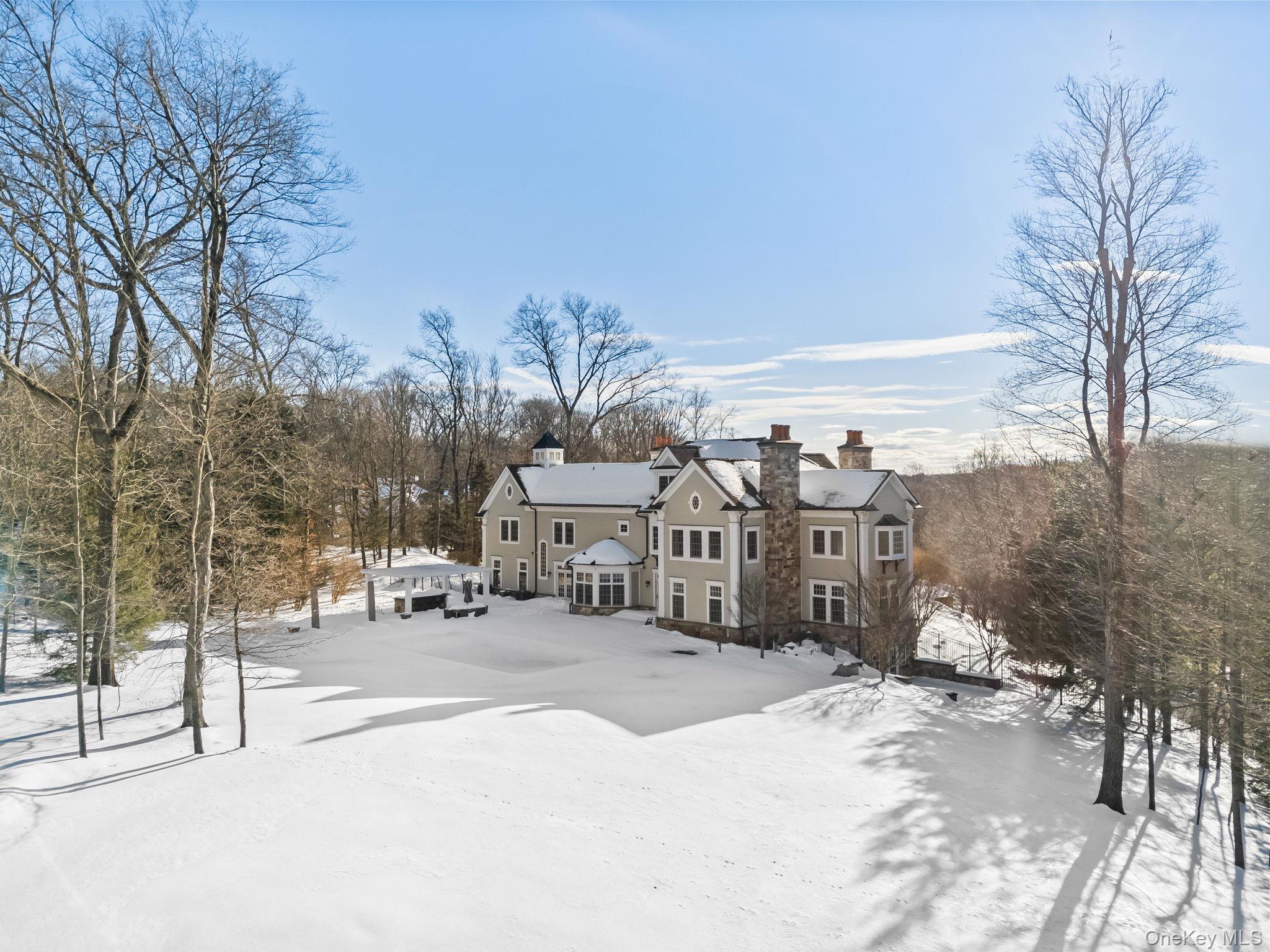 #4 photo, 12 Gifford Lake Drive, Armonk , NY 10504