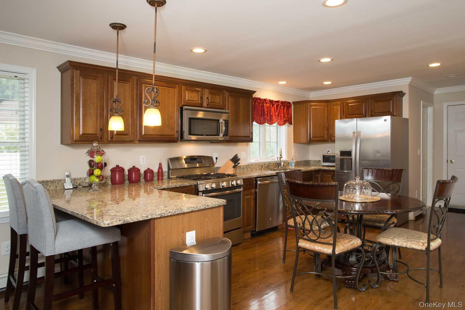 #12 photo, 6 Jamil Court, Poughkeepsie , NY 12603