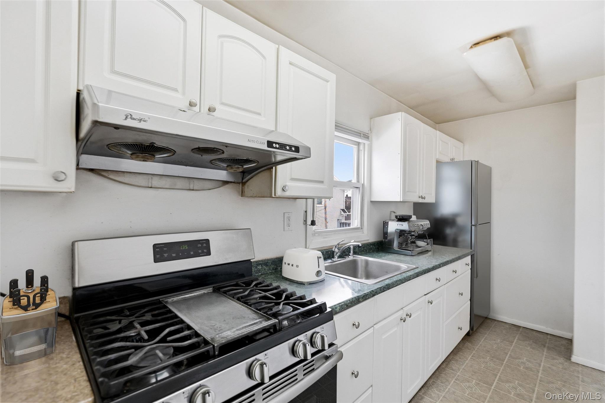 #14 photo, 22 Woodcrest Road, 长岛 Hicksville , NY 11801