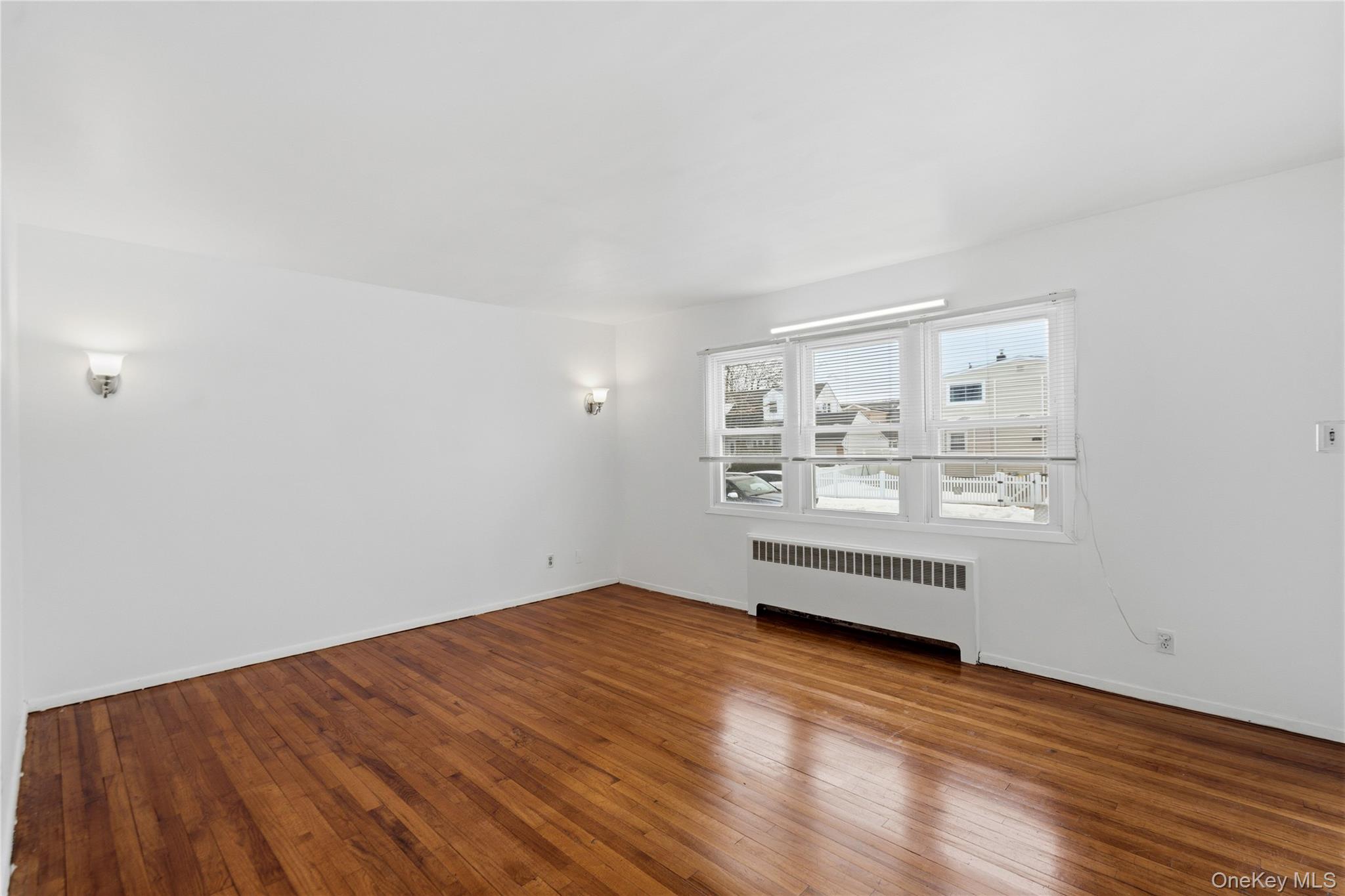 #5 photo, 22 Woodcrest Road, 长岛 Hicksville , NY 11801