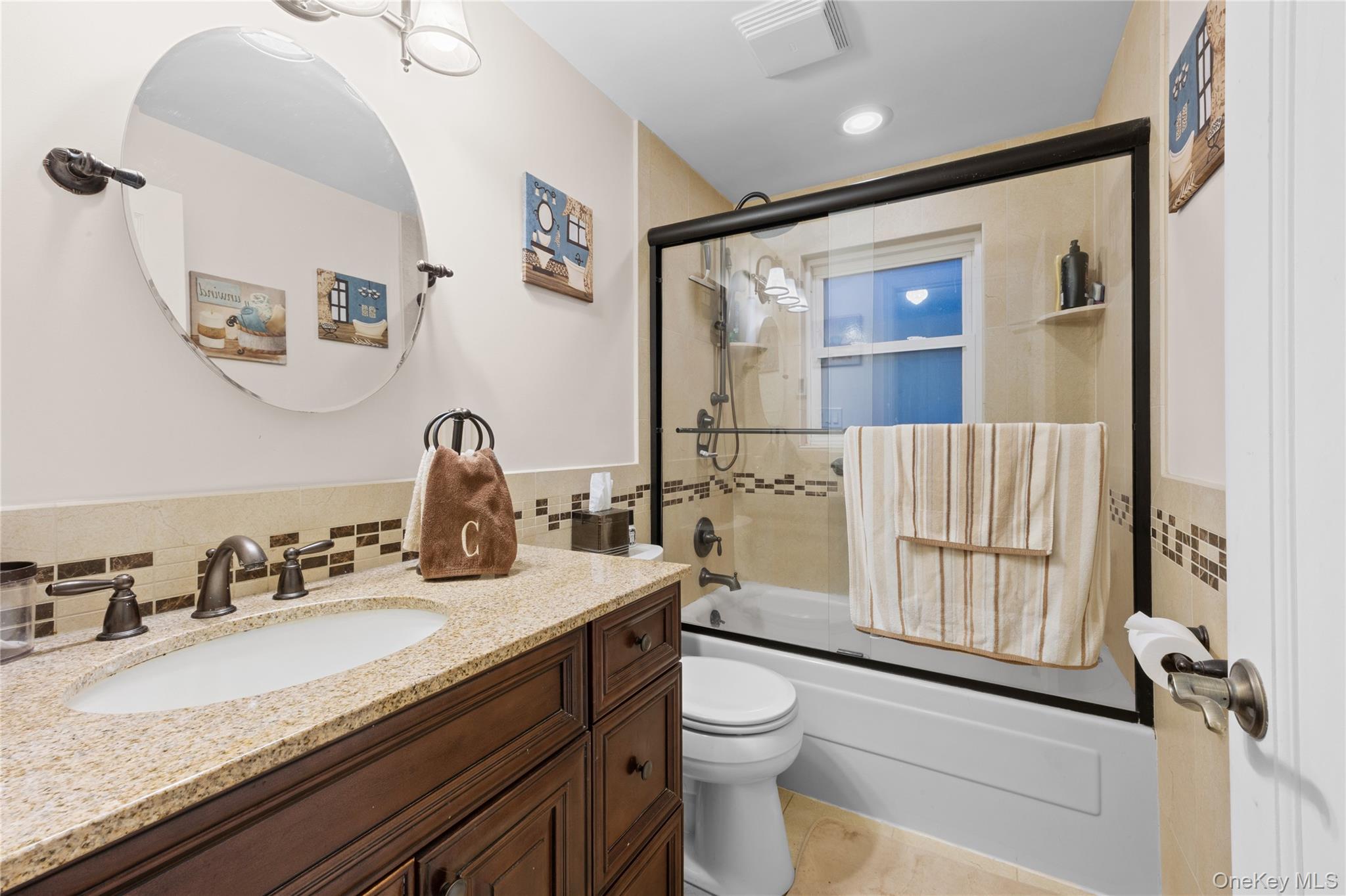 #16 photo, 38 Hawthorne Avenue, Floral Park , NY 11001