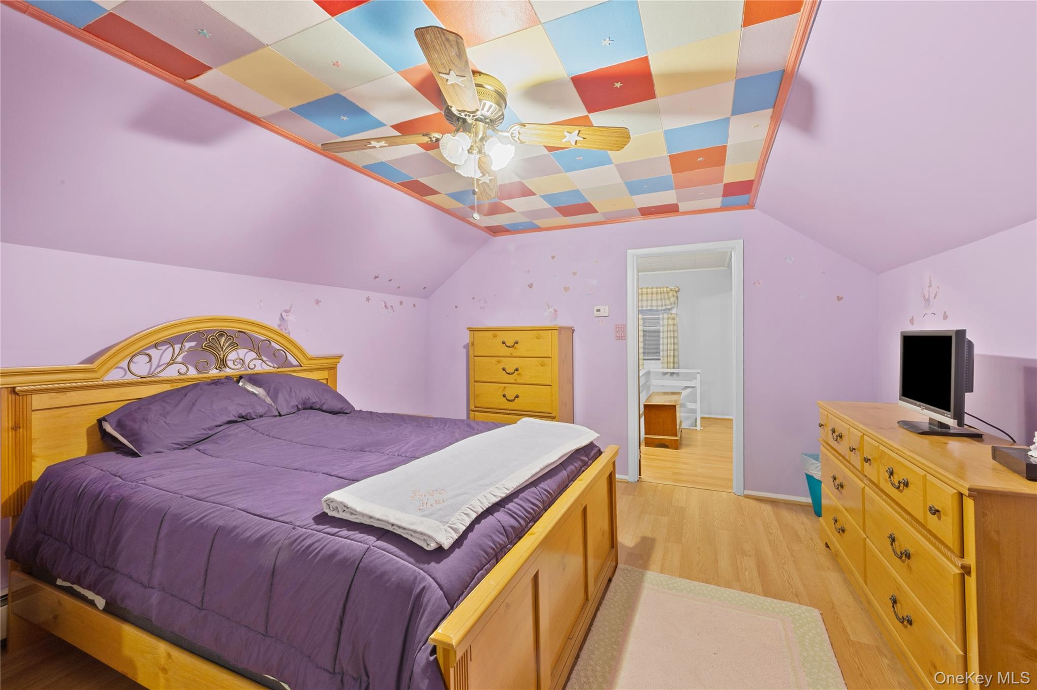 #19 photo, 38 Hawthorne Avenue, Floral Park , NY 11001