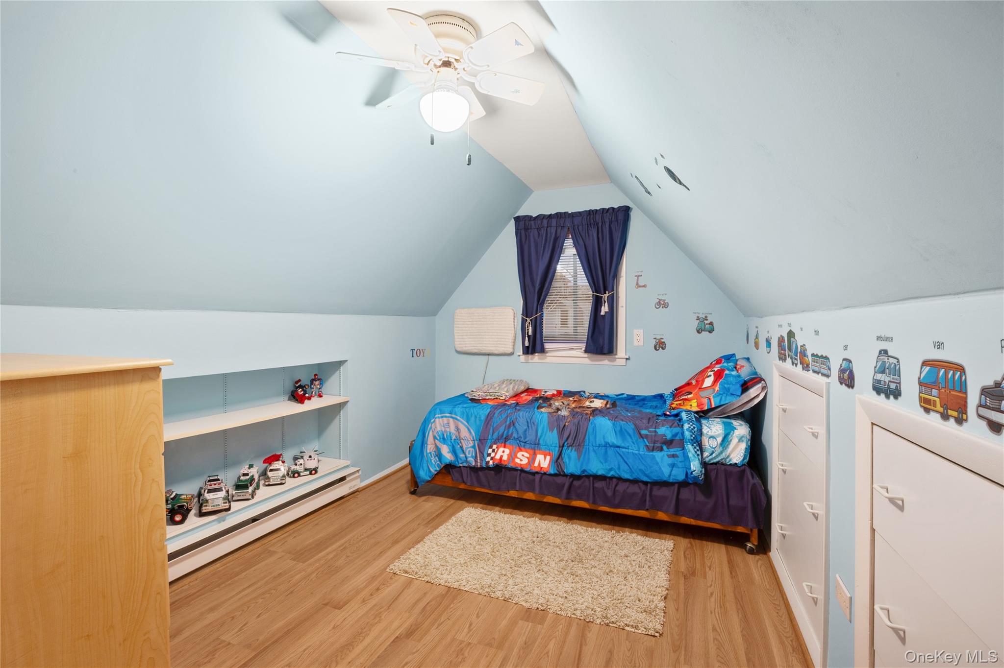 #20 photo, 38 Hawthorne Avenue, Floral Park , NY 11001