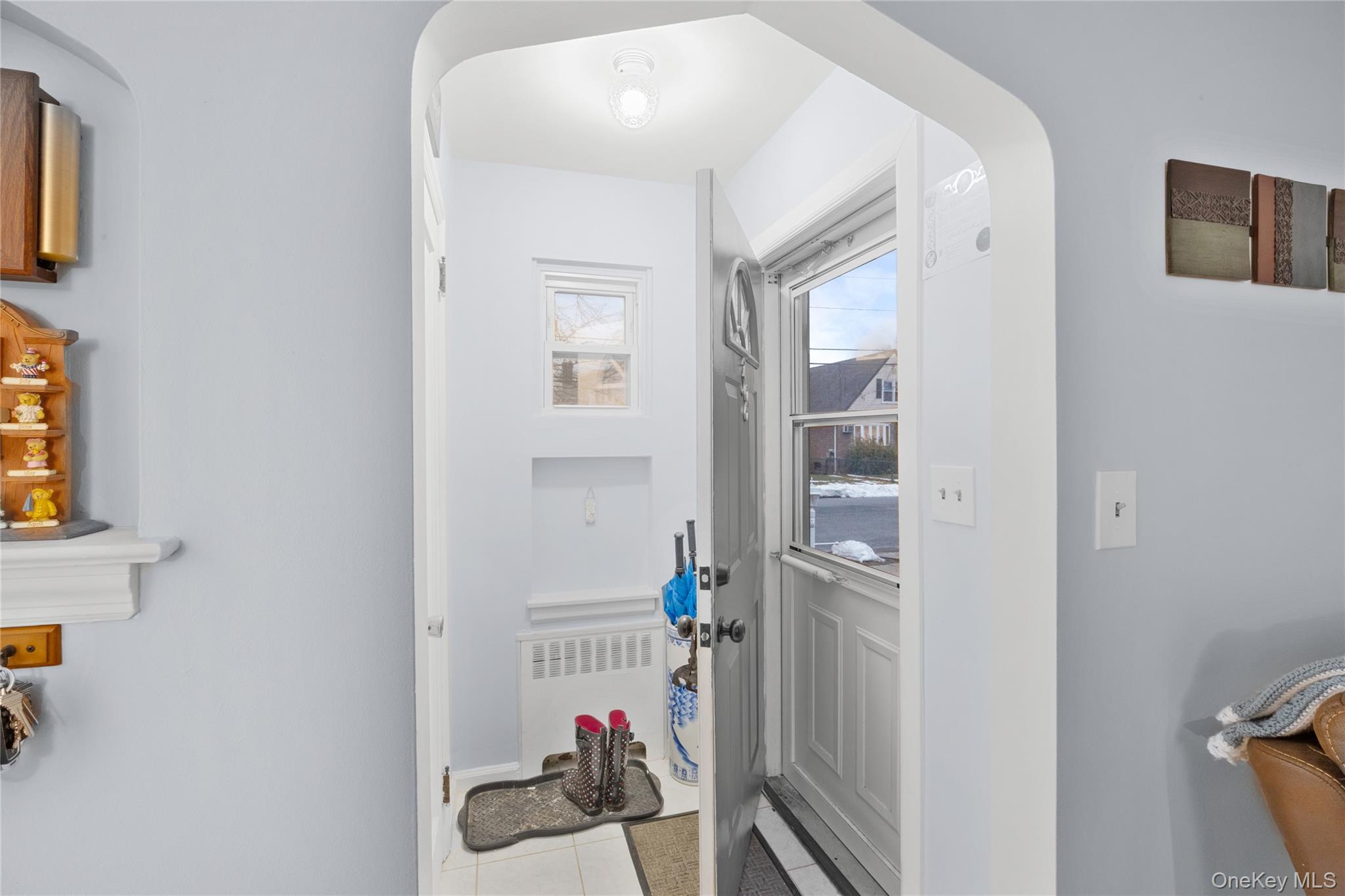 #6 photo, 38 Hawthorne Avenue, Floral Park , NY 11001