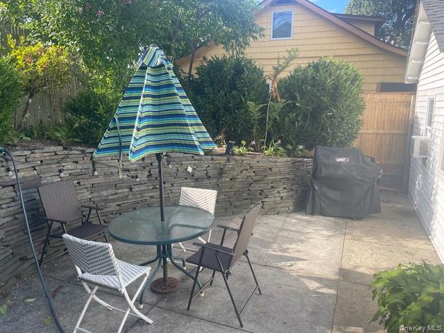 #3 photo, 35 Youngs Hill Road, 롱 아일랜드 Huntington , NY 11743