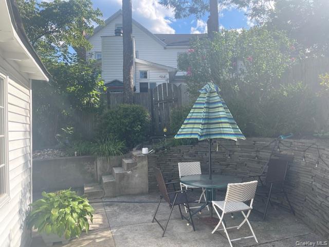 #4 photo, 35 Youngs Hill Road, 롱 아일랜드 Huntington , NY 11743