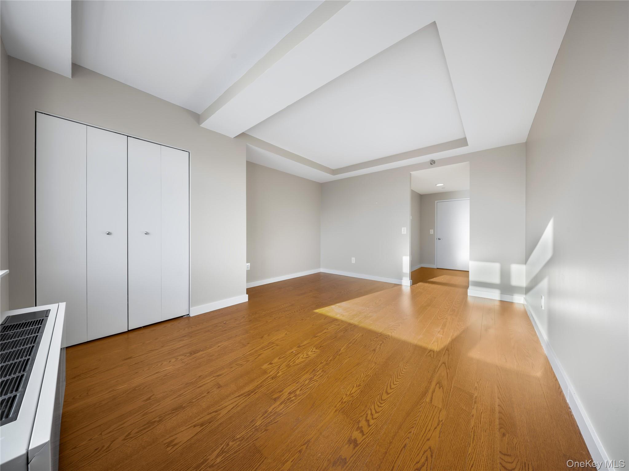 #17 photo, 40-22 College Point Boulevard, Flushing , NY 11354