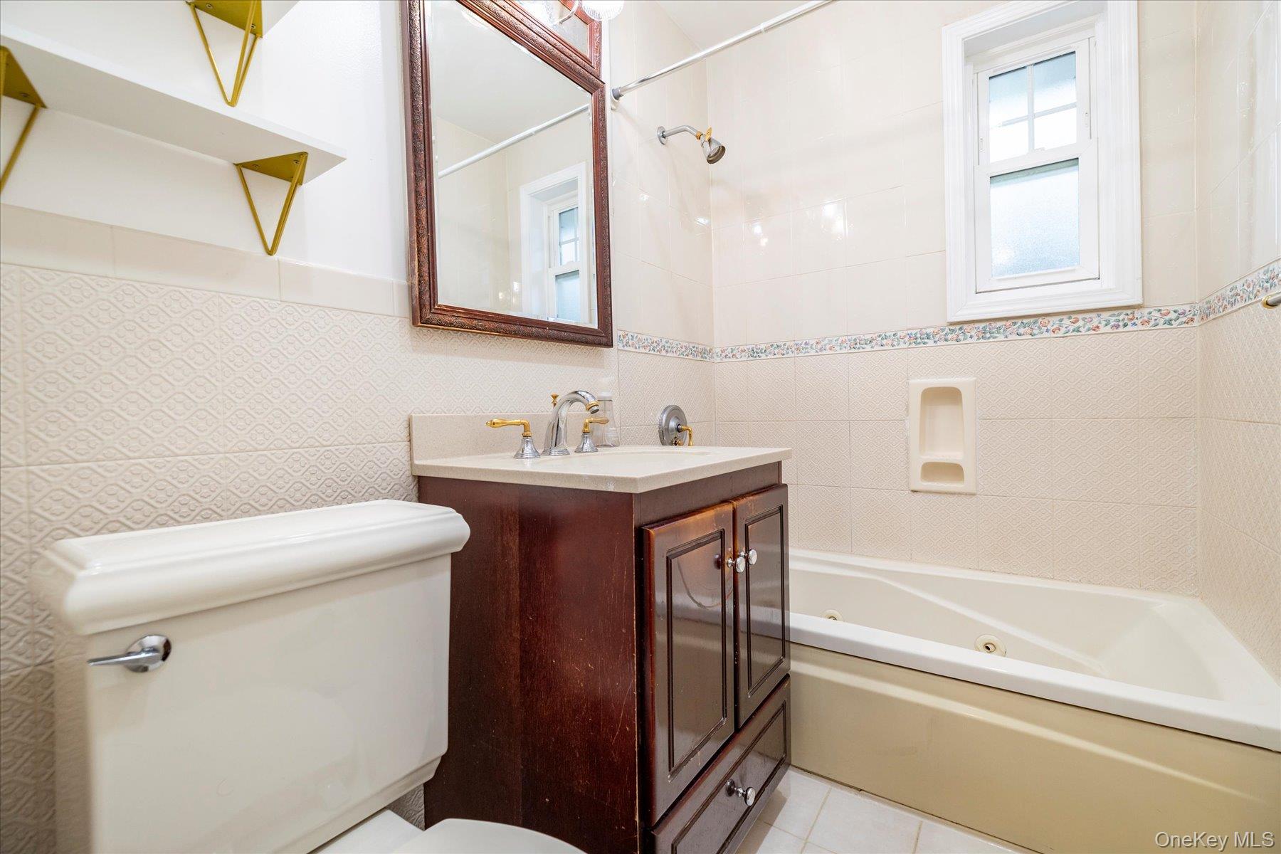 #12 photo, 22930 Kingsbury Avenue, Oakland Gardens , NY 11364