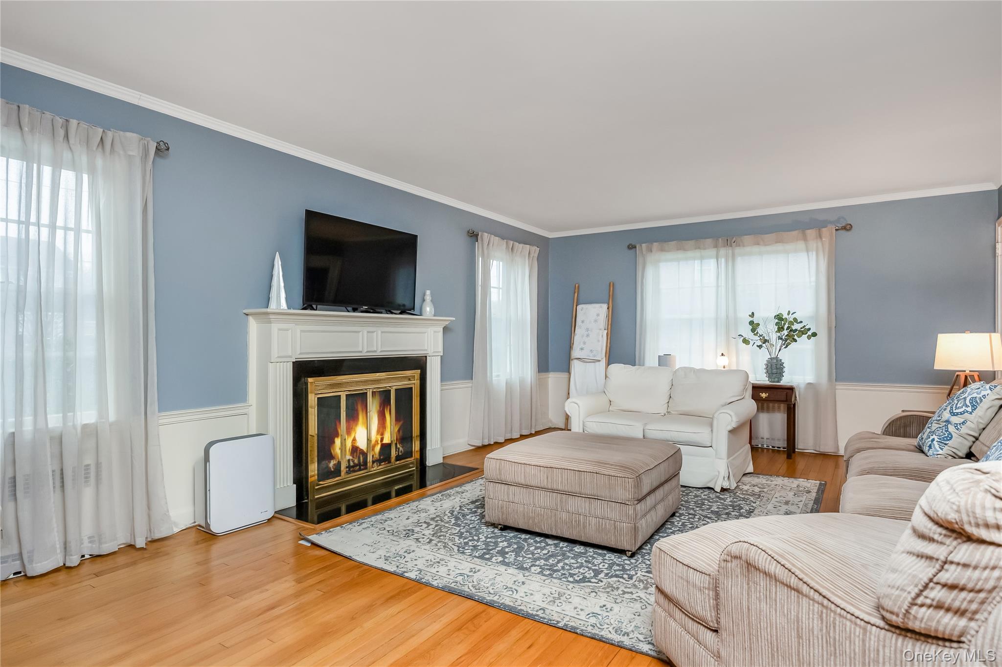 #9 photo, 28 Lincoln Avenue, מחוז נסאו Massapequa , NY 11758