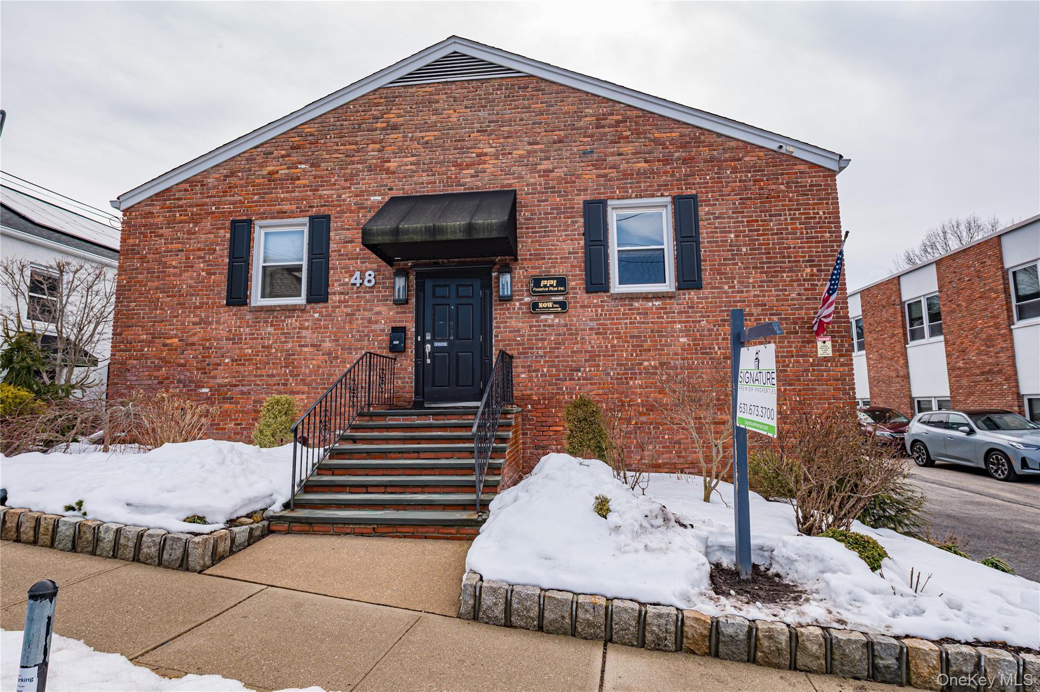 #1 photo, 48 Elm Street, Huntington , NY 11743