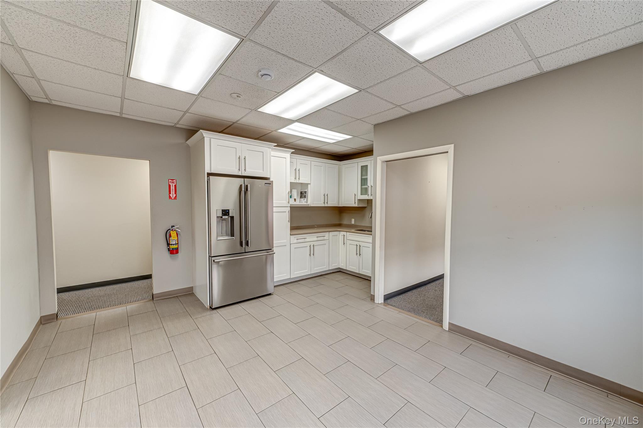 #8 photo, 48 Elm Street, Huntington , NY 11743