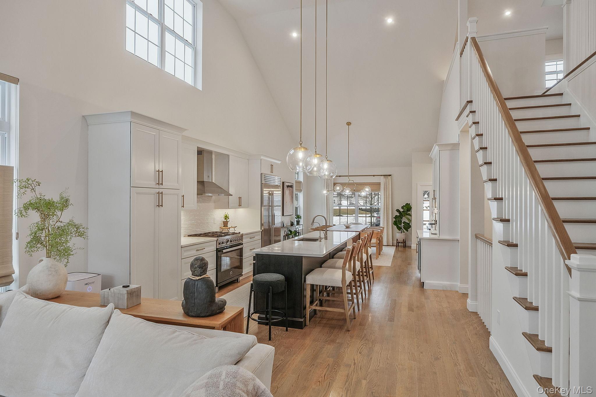 #6 photo, 59 Farm Acre Circle, Mount Sinai , NY 11766