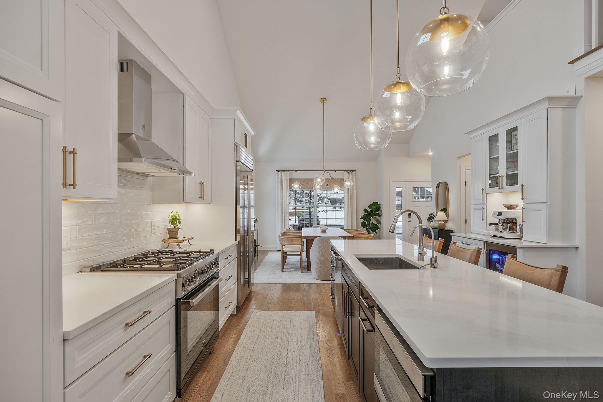 #9 photo, 59 Farm Acre Circle, Mount Sinai , NY 11766