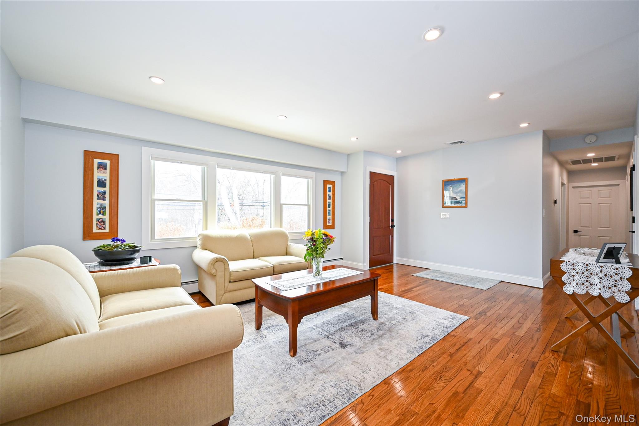 #11 photo, 501 Johnson Avenue, सफ़ोक काउंटी Ronkonkoma , NY 11779