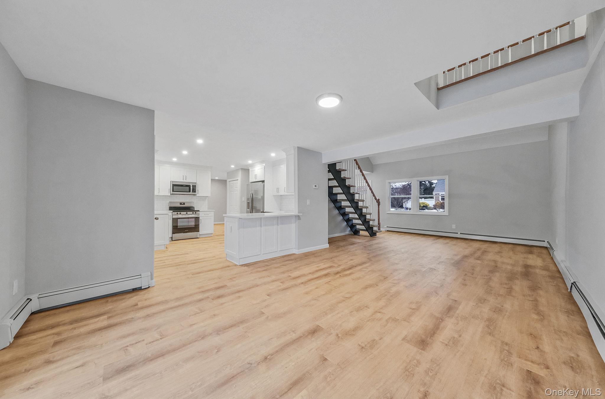 #10 photo, 38 Clymer Street, সাফোক কাউন্টি Port Jefferson , NY 11776