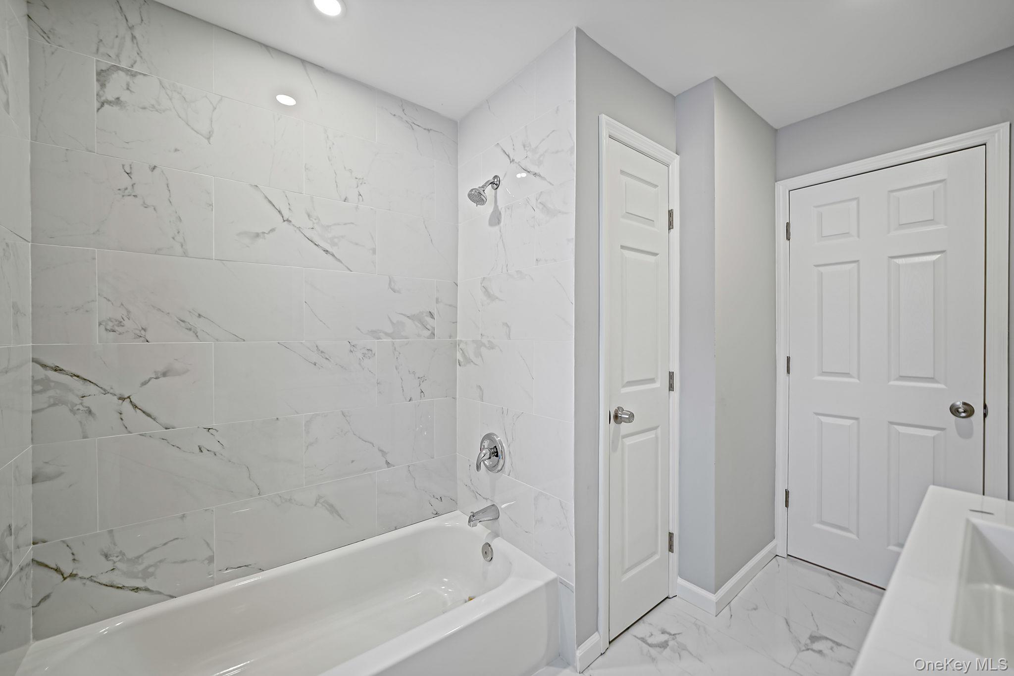 #18 photo, 1730 Heckscher Avenue, Bay Shore , NY 11706