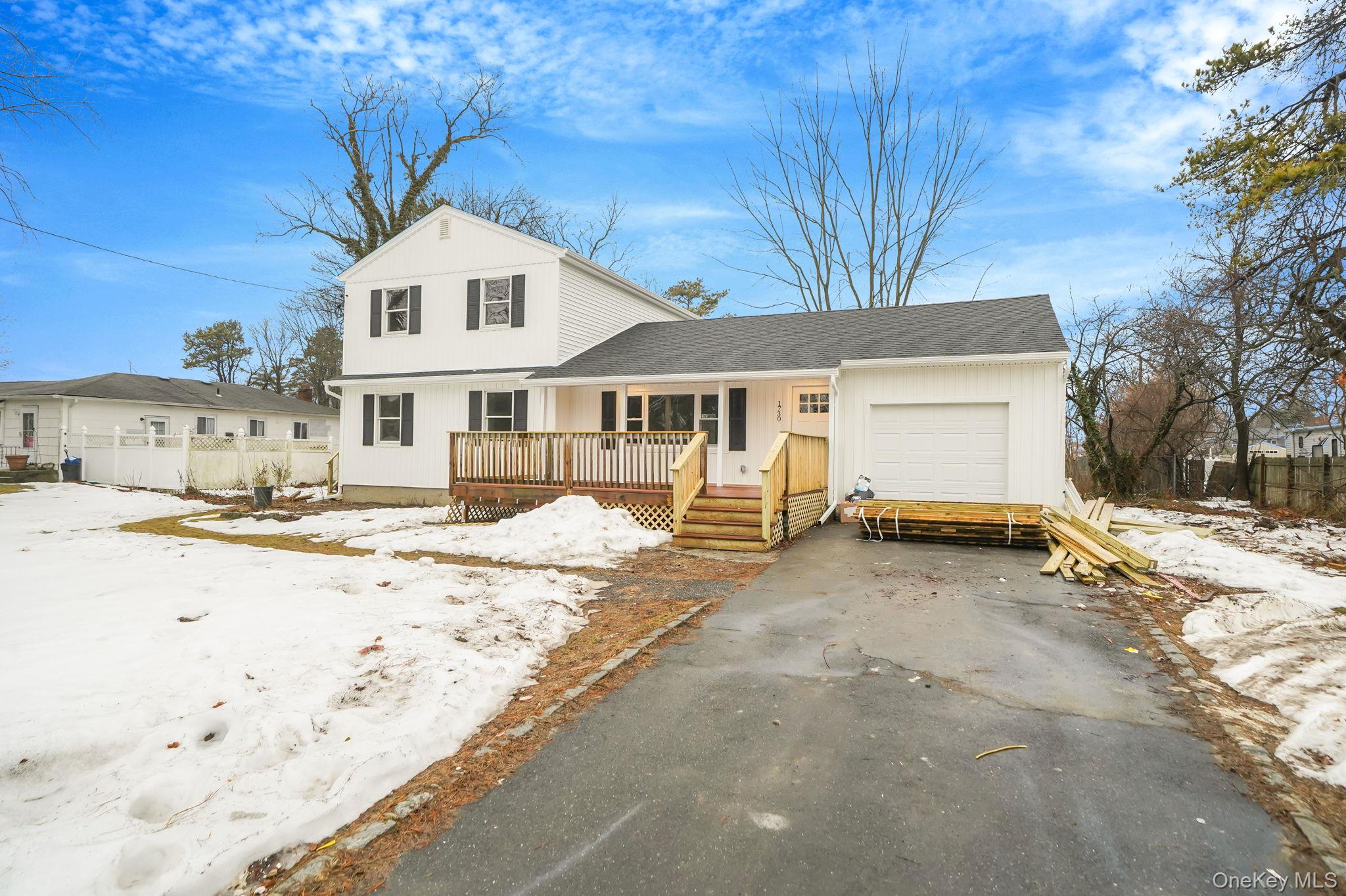 #3 photo, 1730 Heckscher Avenue, Bay Shore , NY 11706