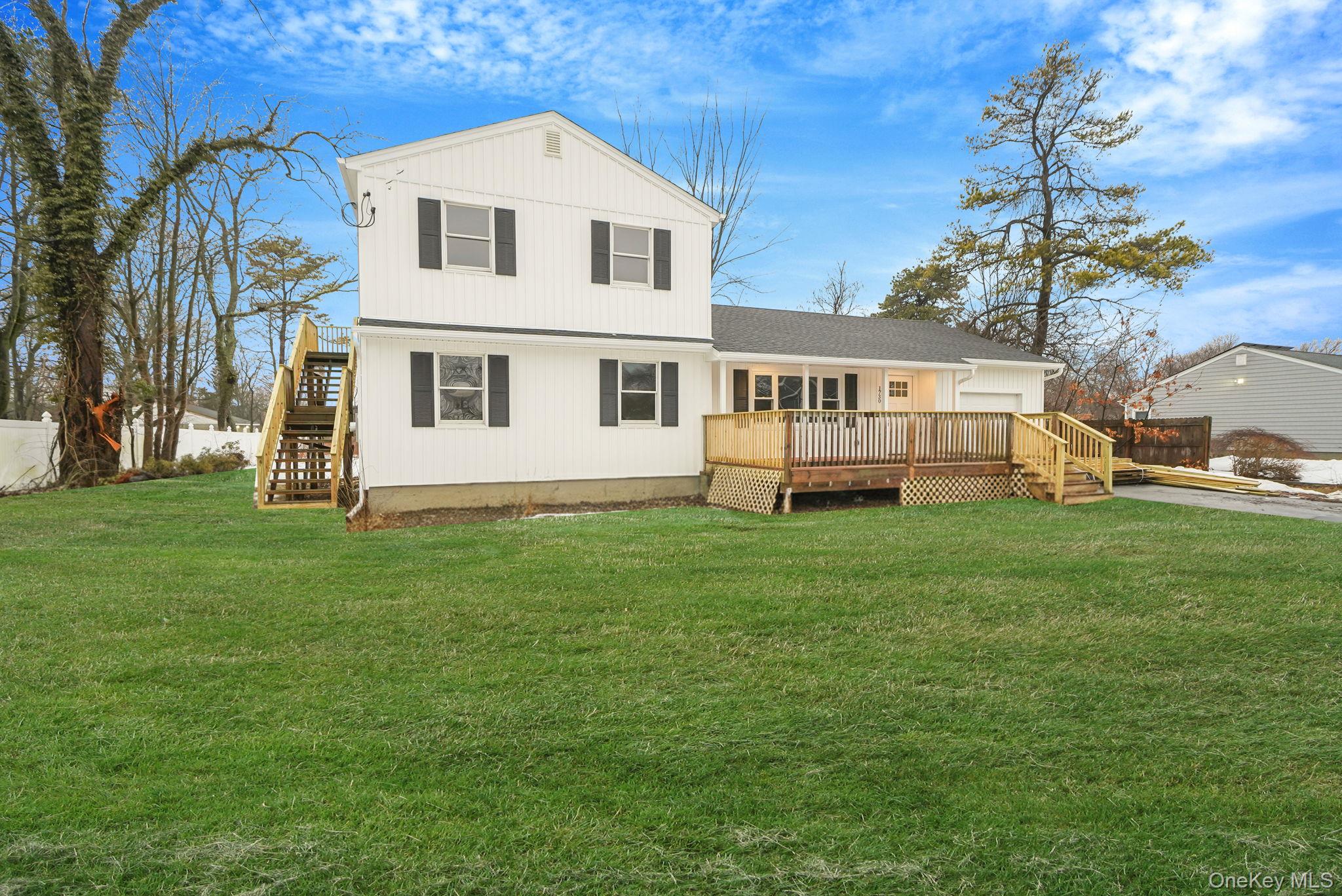 #4 photo, 1730 Heckscher Avenue, Bay Shore , NY 11706