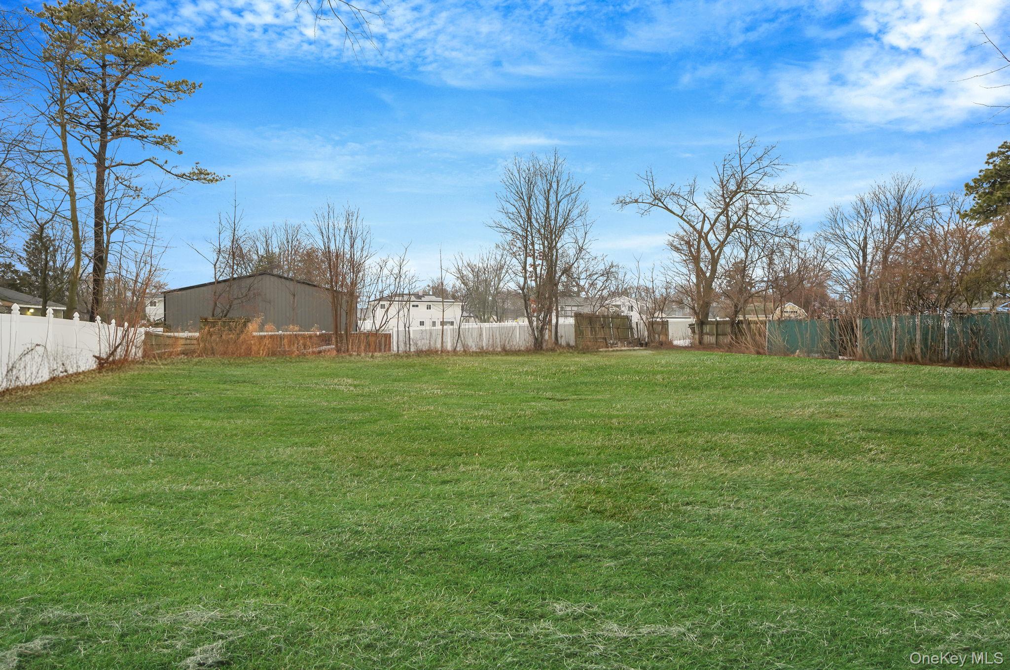 #8 photo, 1730 Heckscher Avenue, Bay Shore , NY 11706