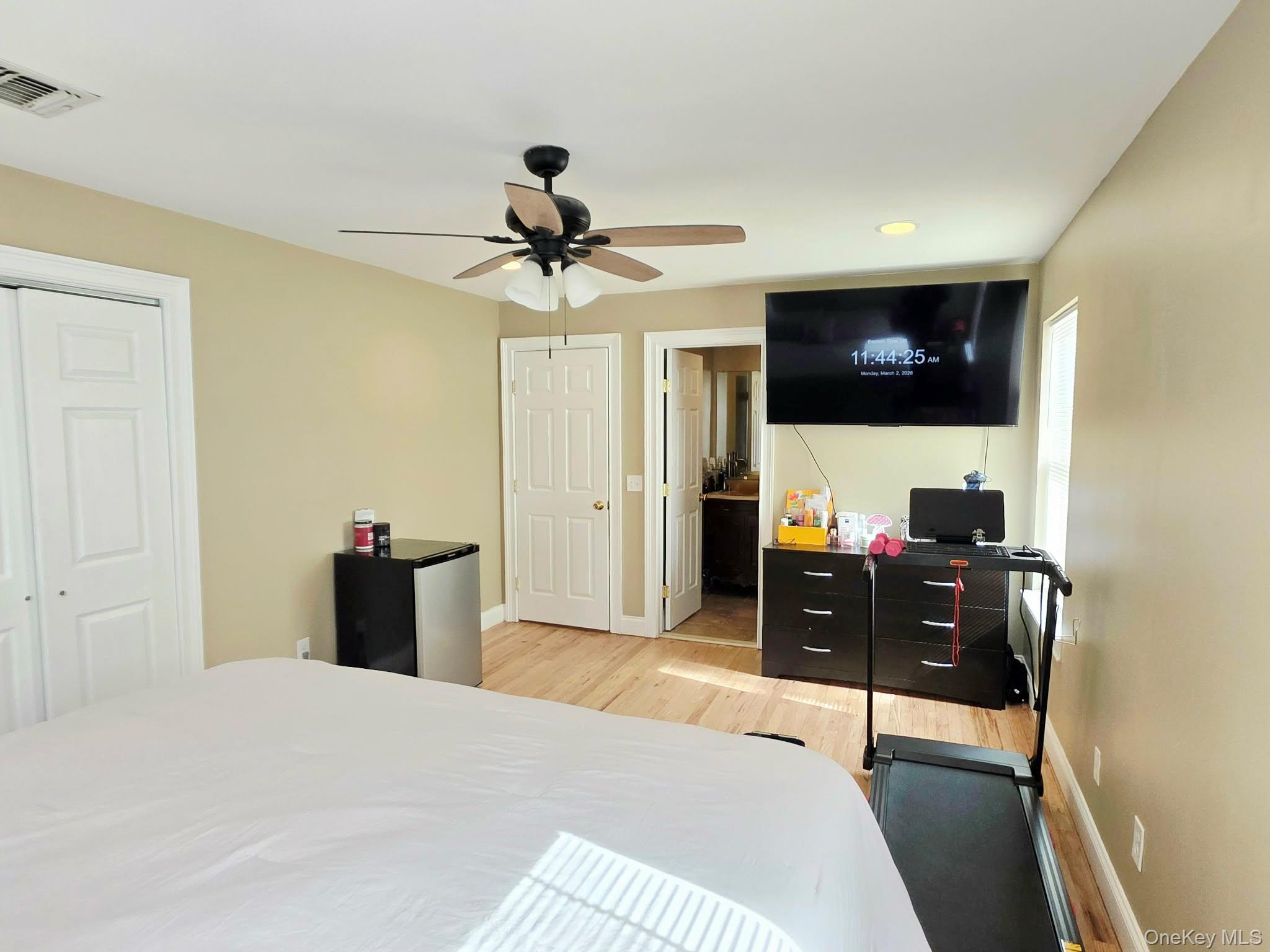 #19 photo, 131 Forrest Avenue, Shirley , NY 11967