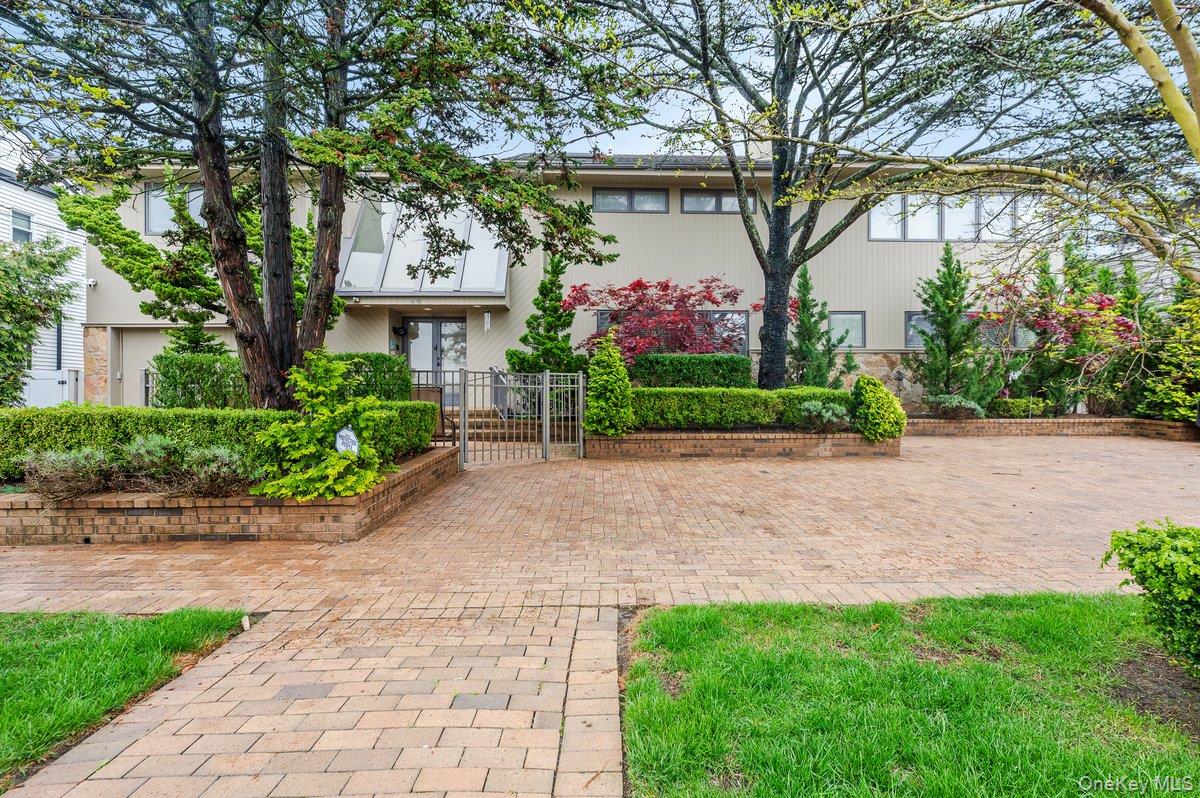 #1 photo, 40 Cayuga Avenue, नासाउ काउंटी Atlantic Beach , NY 11509